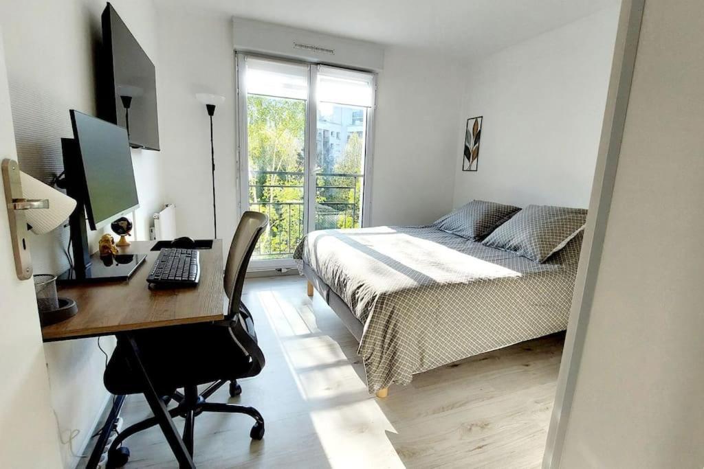 Cosy Home 2, 2 Chambres, 6 Personnes, 3 Min Gare, Parking Cergy Exterior photo